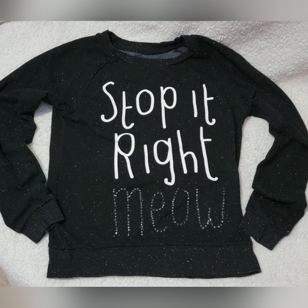 HRZ Black speckled sweatshirt. Size Small  Rhinstone "Meow" Excellent condition